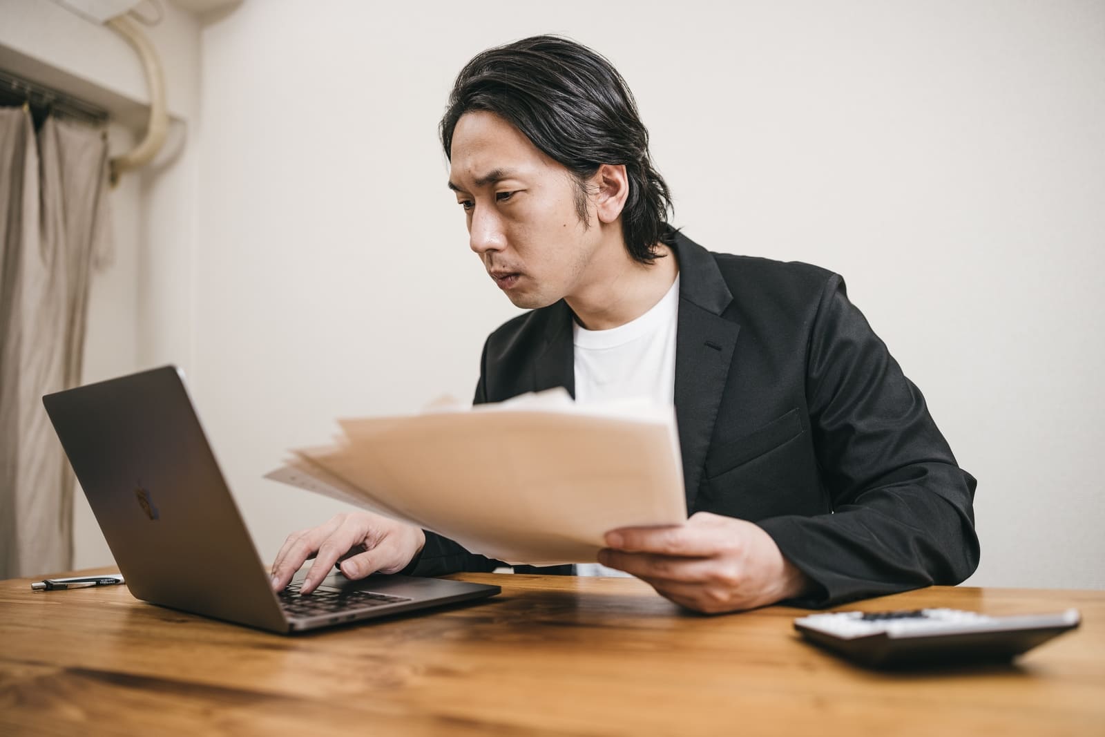 会社設立前の準備期間に買ったパソコンは経費にできる？