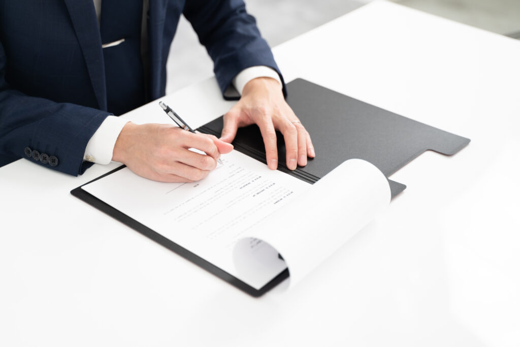 合同会社の代表を変更する際の手続き