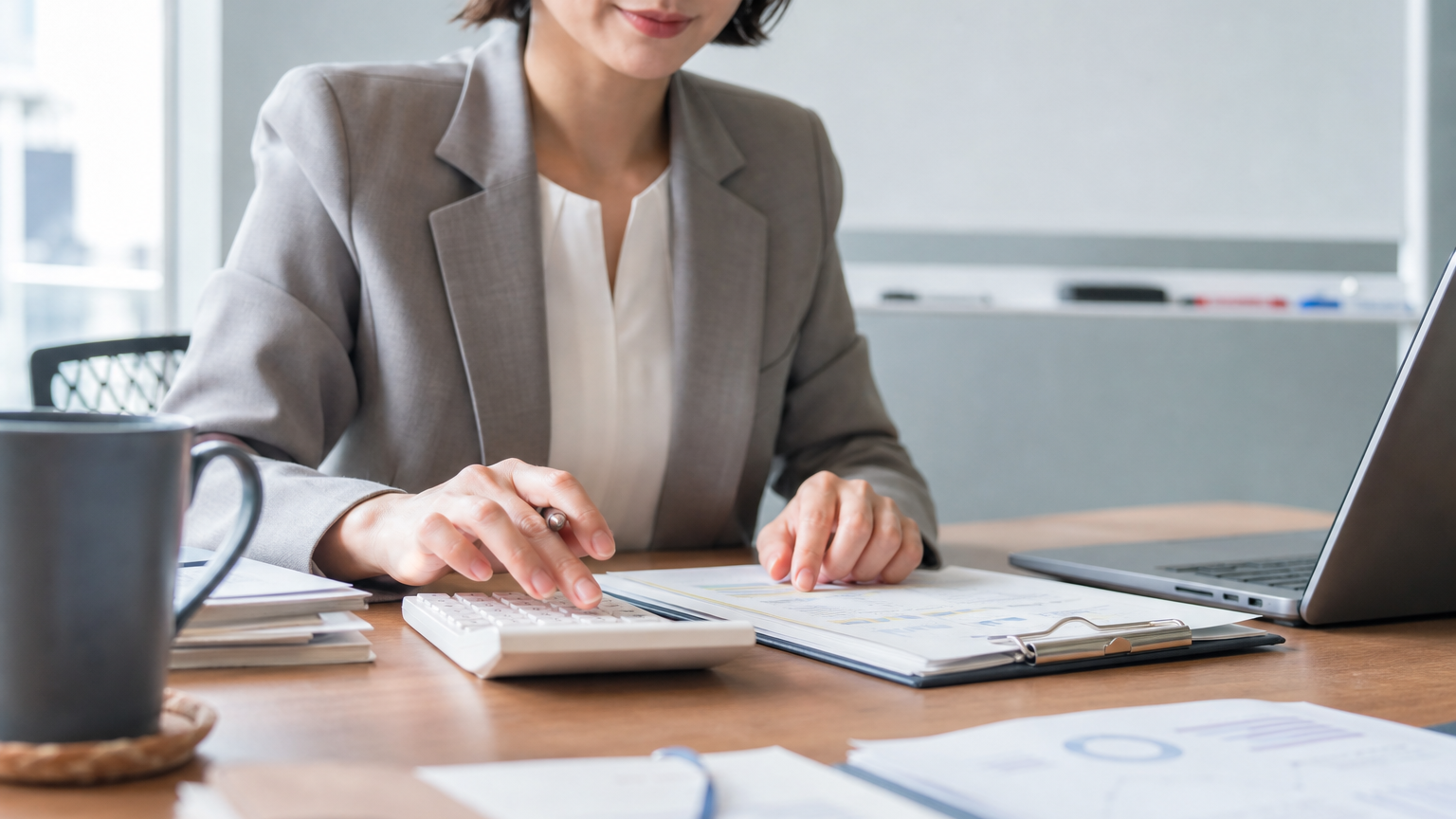源泉所得税の納期の特例とは?新設法人の申請方法と注意点